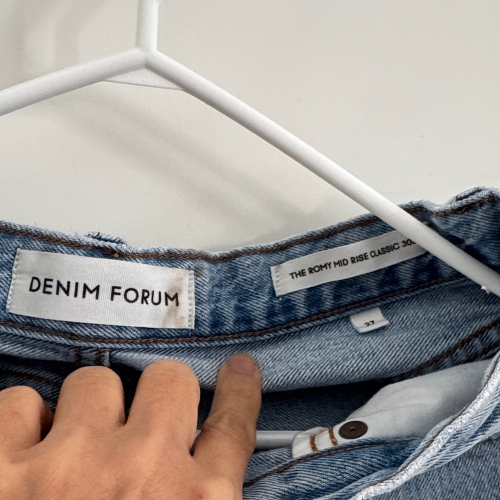 Denim Forum Faded Blue Jeans - Picture 3 of 7